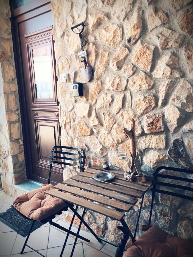 Village House Grevena Luaran gambar